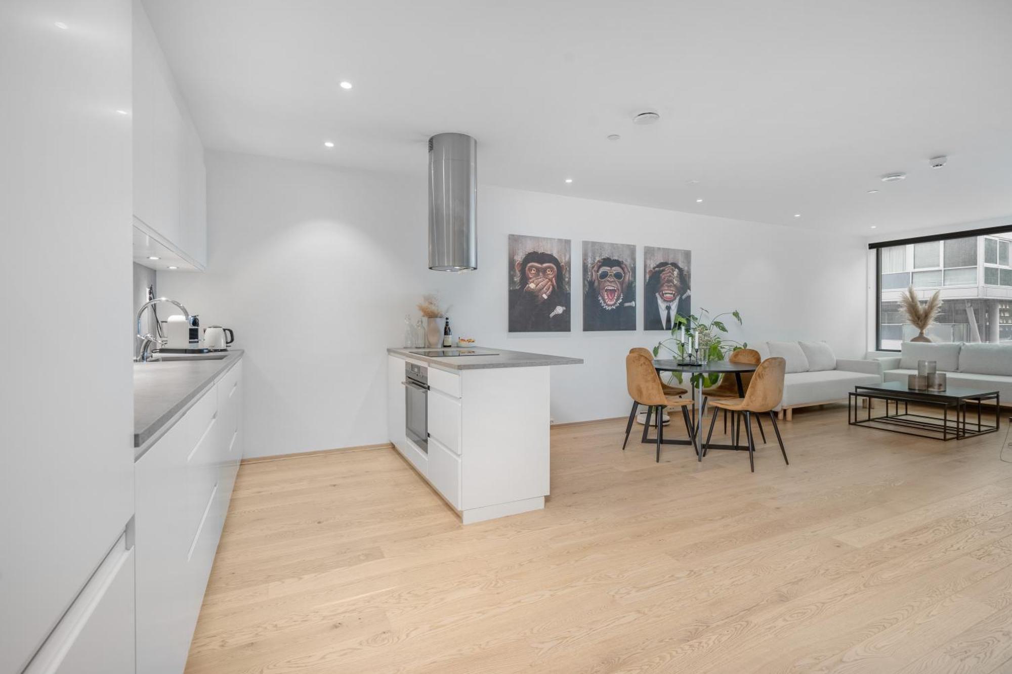 Monkey Business In Kings Park Apartment Тромсьо Екстериор снимка