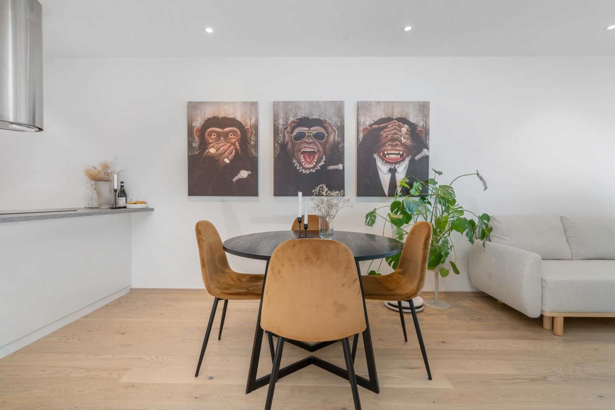 Monkey Business In Kings Park Apartment Тромсьо Екстериор снимка